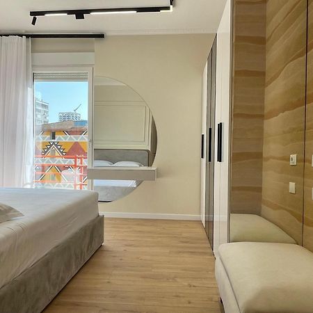 Gem In The Heart Of Tirana Apartment Ngoại thất bức ảnh