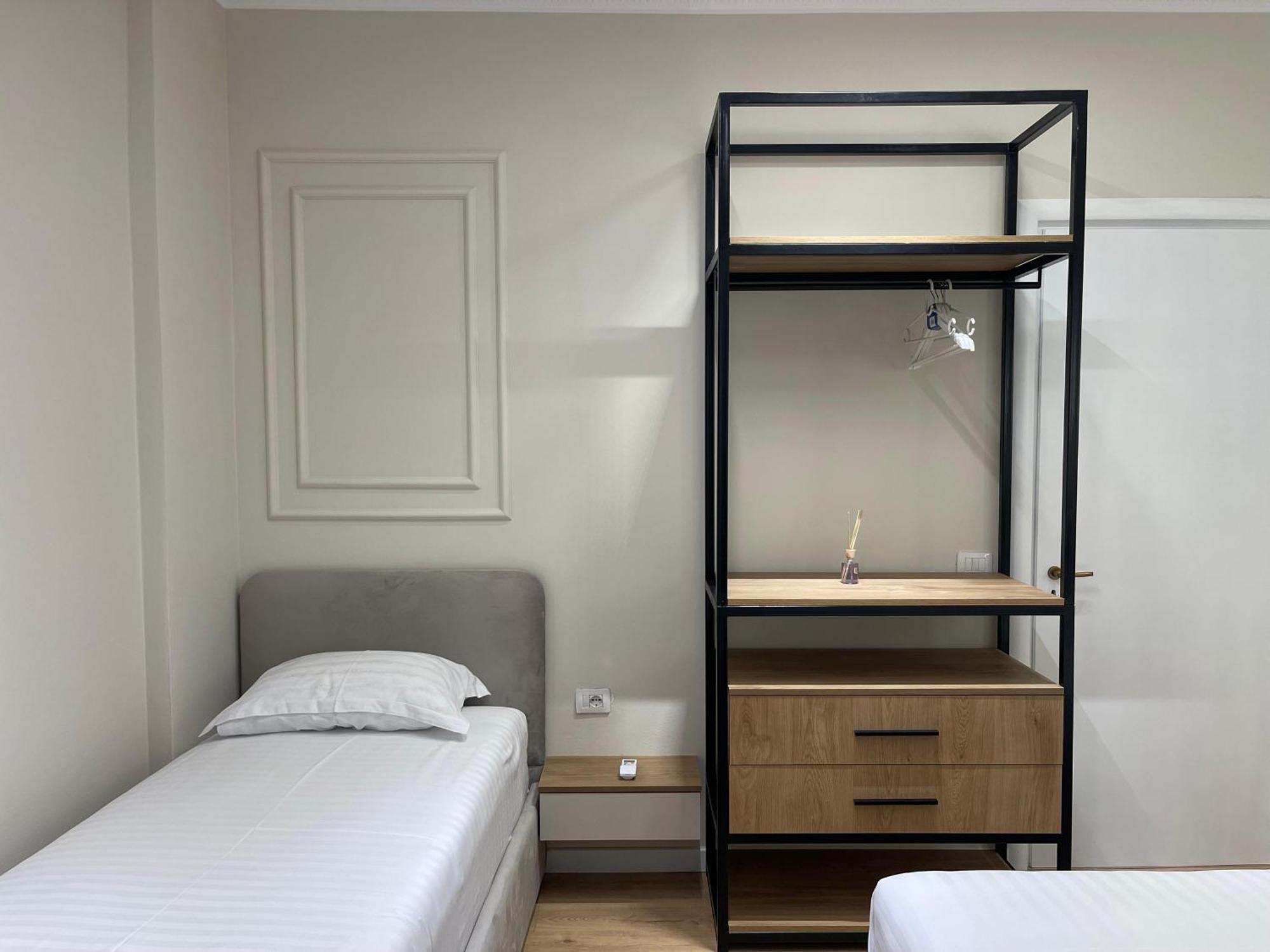 Gem In The Heart Of Tirana Apartment Ngoại thất bức ảnh